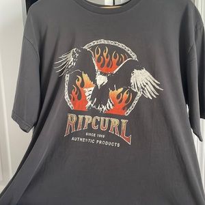 rip curl tee shirt size small